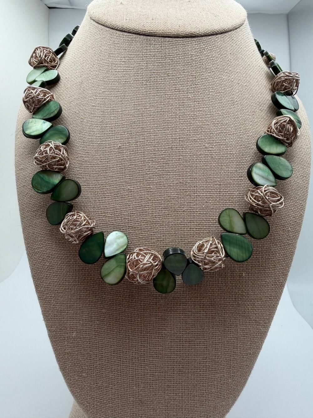 Unbranded Green Shell Statement Necklace Chunky Wire-Wrapped Sterling Silver